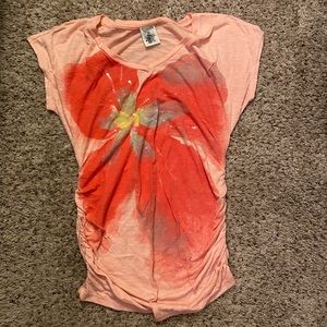 Floral maternity shirt